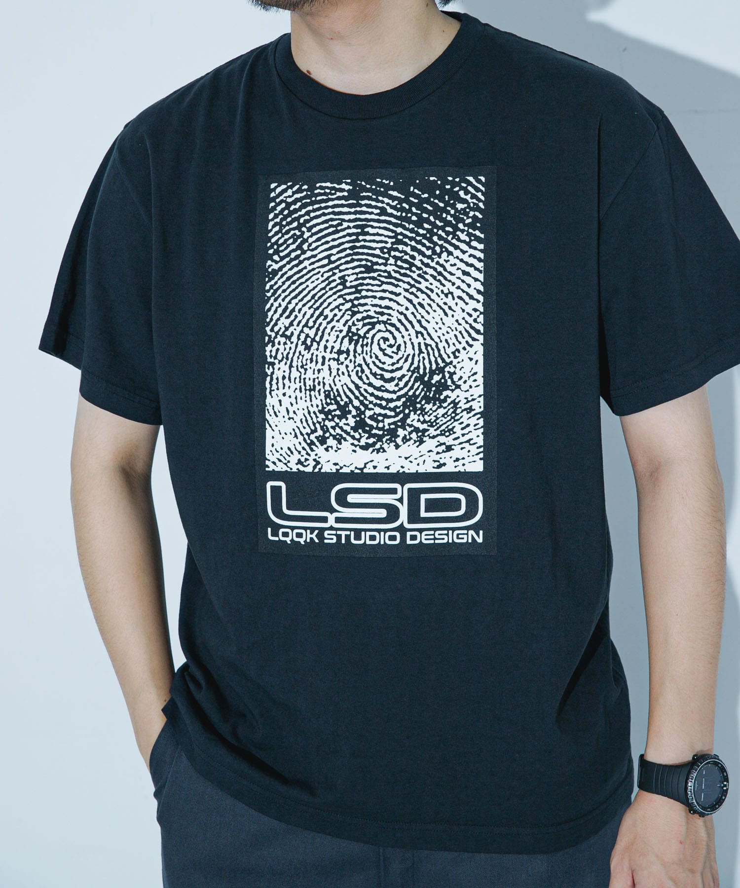 LQQK Studio　FINGERPRINT TEE