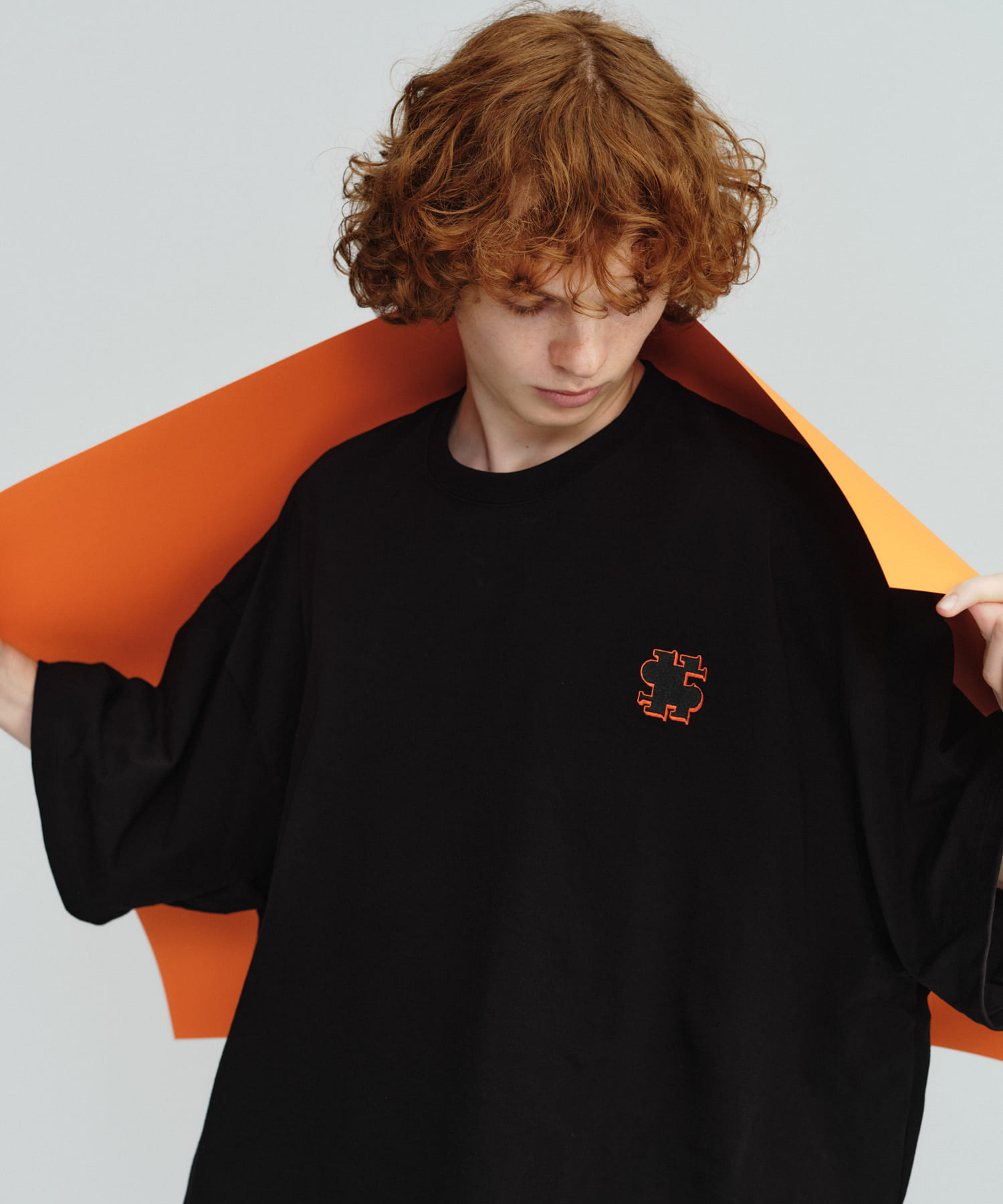 SEE SEE SUPER BIG OUTLINE TEE(M BLACK): トップス｜URBAN RESEARCH