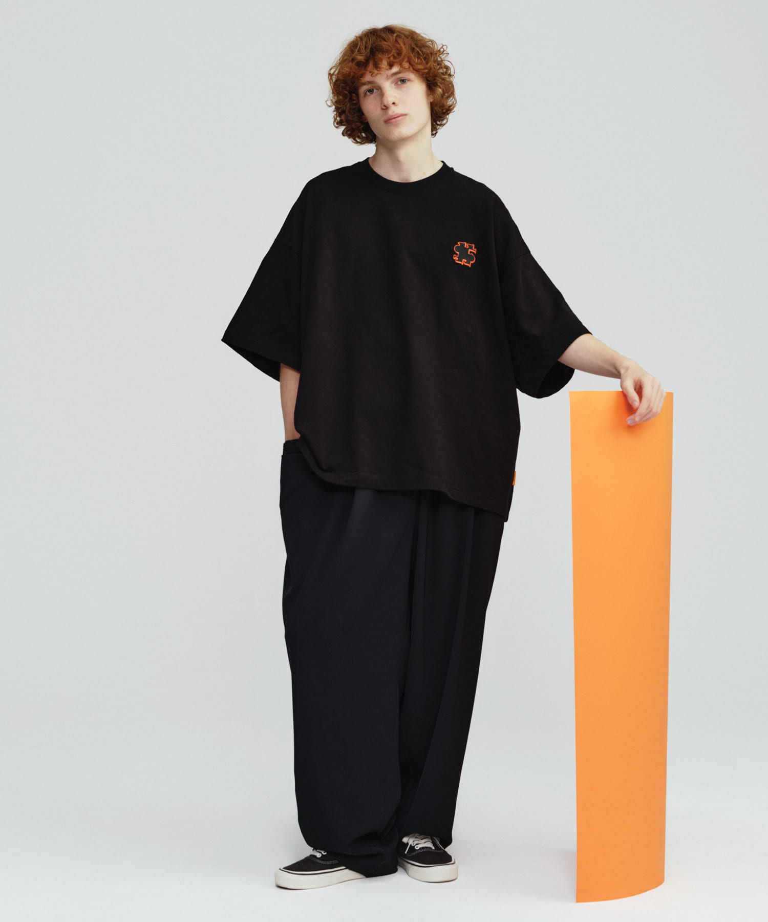 SEE SEE SUPER BIG OUTLINE TEE(M BLACK): トップス｜URBAN RESEARCH