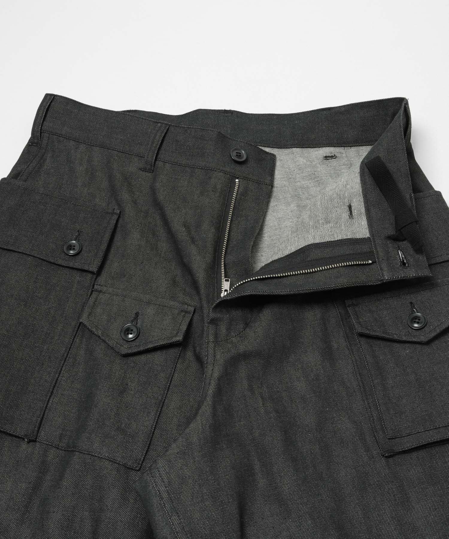 MODMNT　MILL SHORTS BLK XS