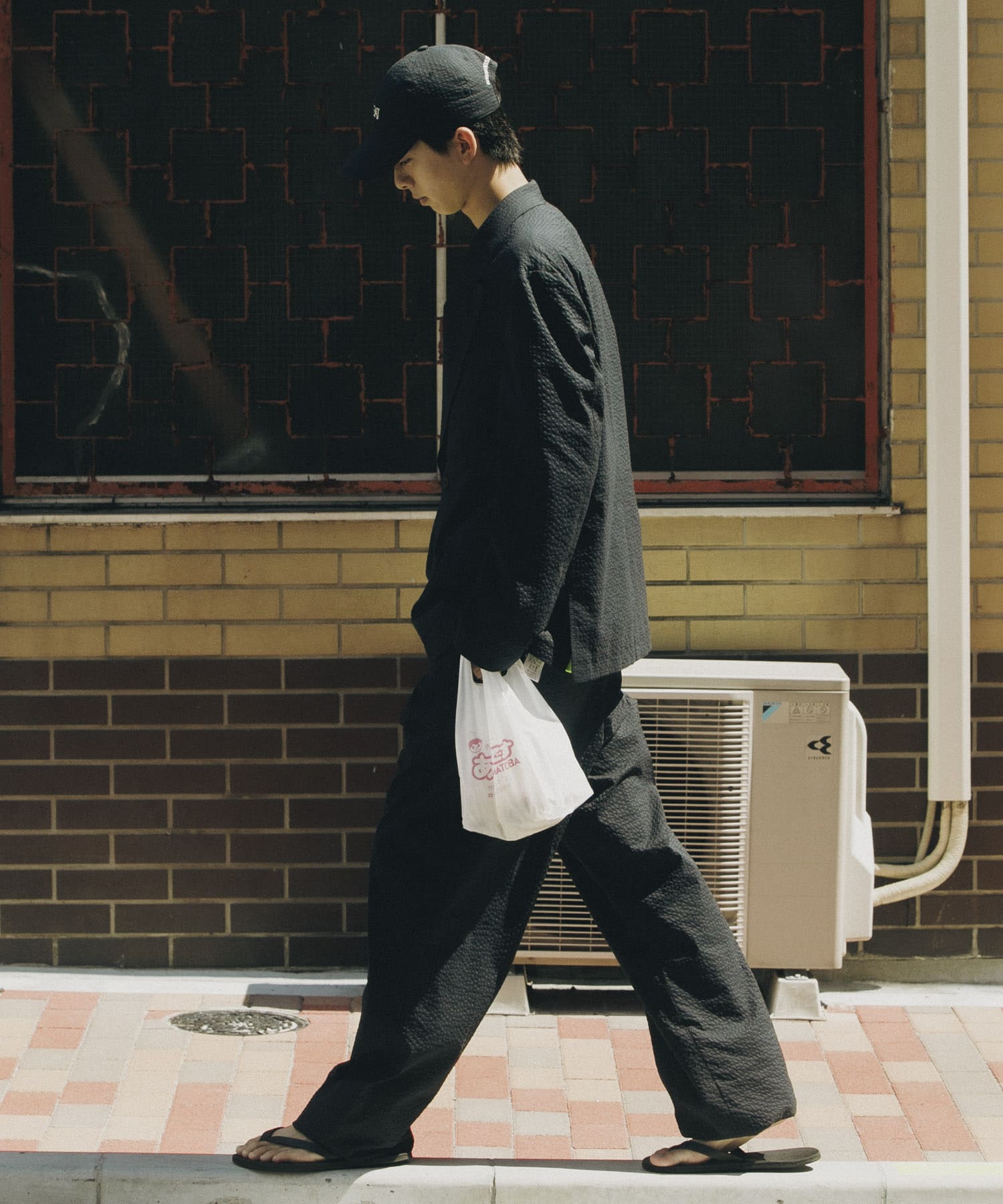 model : 180cm 着用サイズ : 48