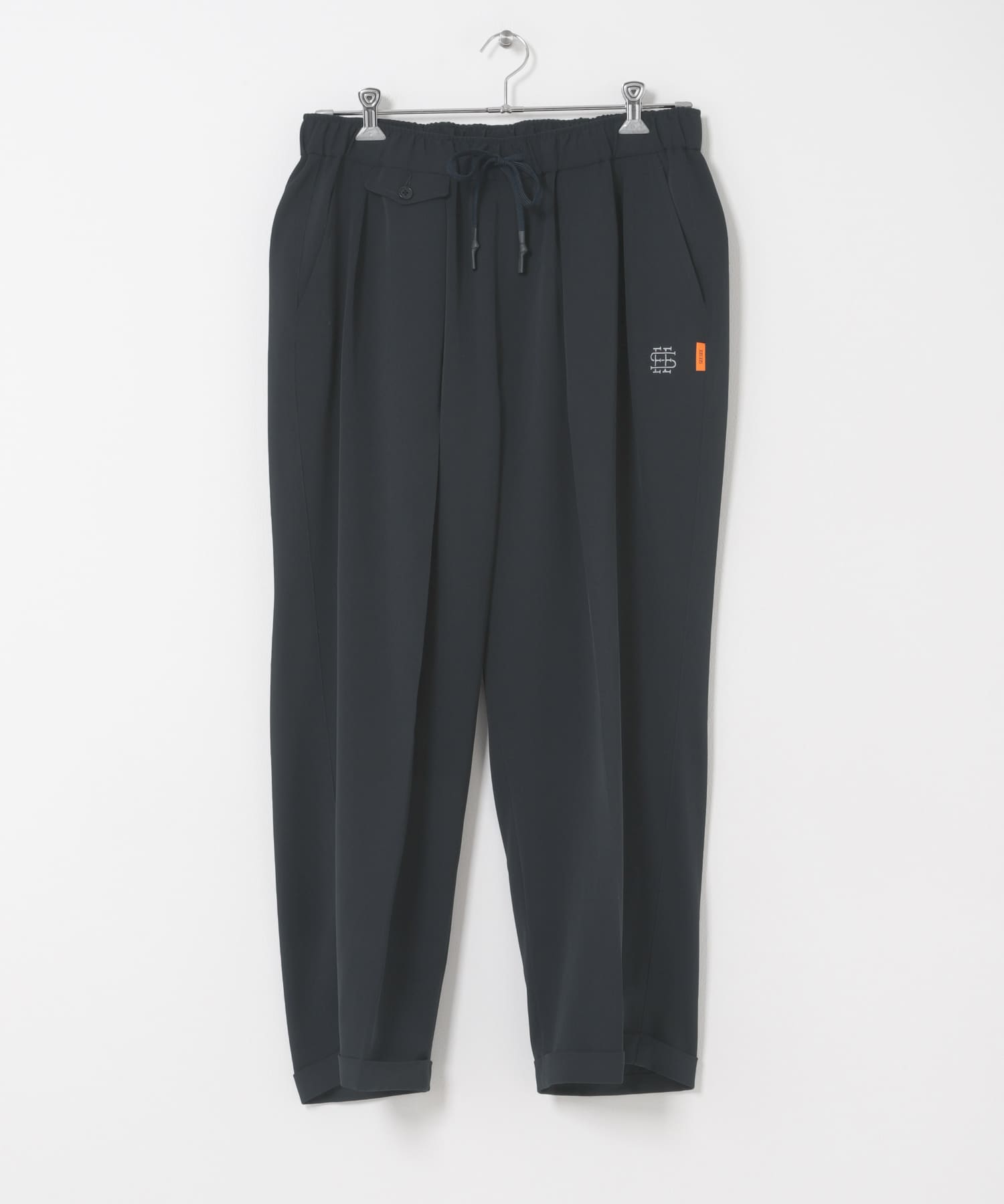 SEE SEE　INVERTED PLEATS PANTS