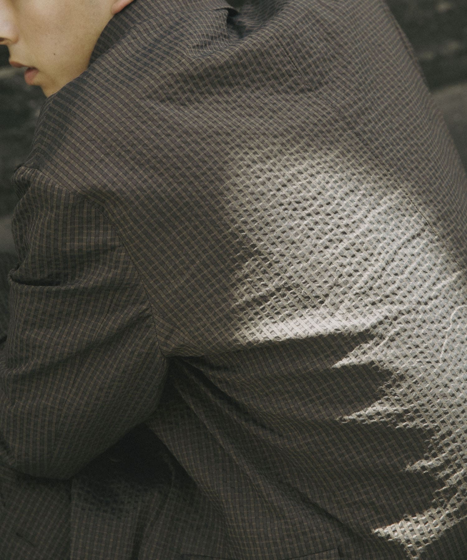 model : 180cm 着用サイズ : 48