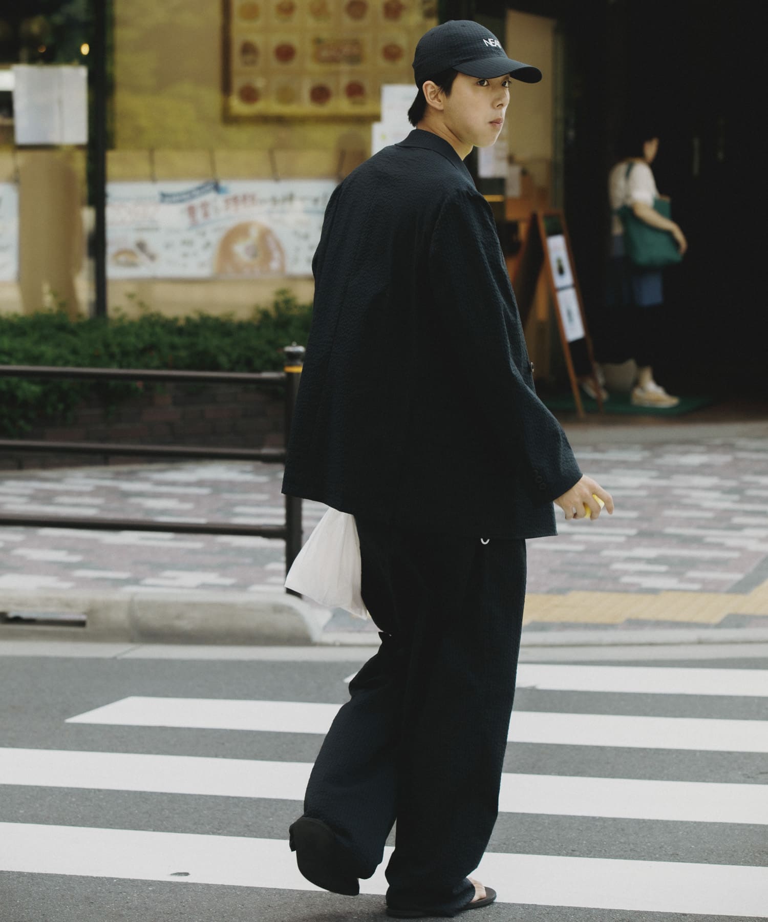 model : 180cm 着用サイズ : 48