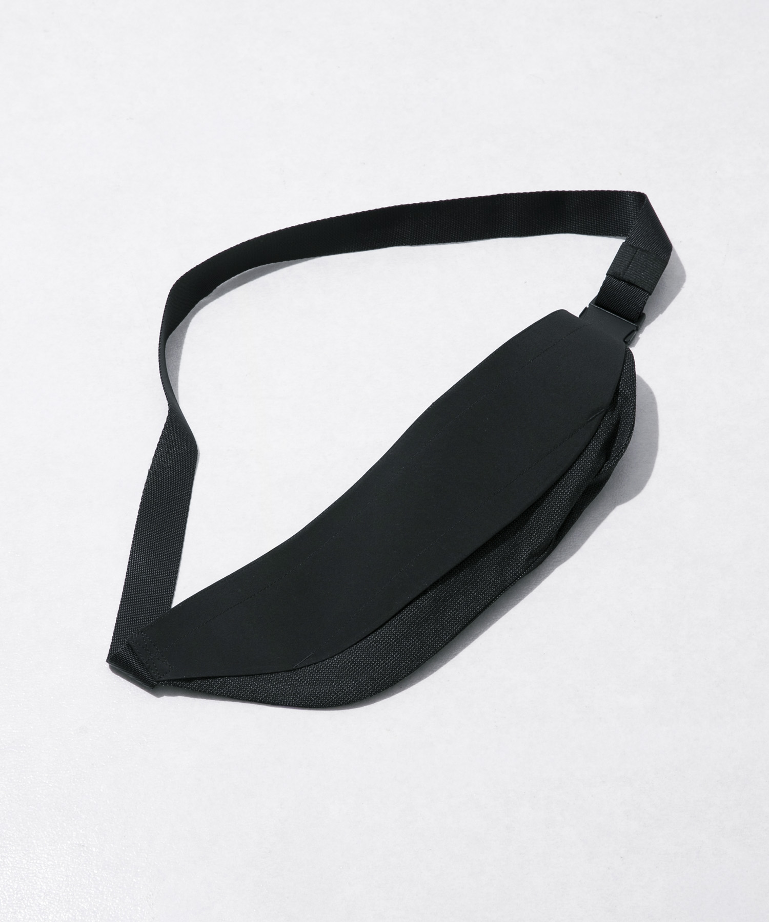 ES.1　ULTRA WAIST BAG