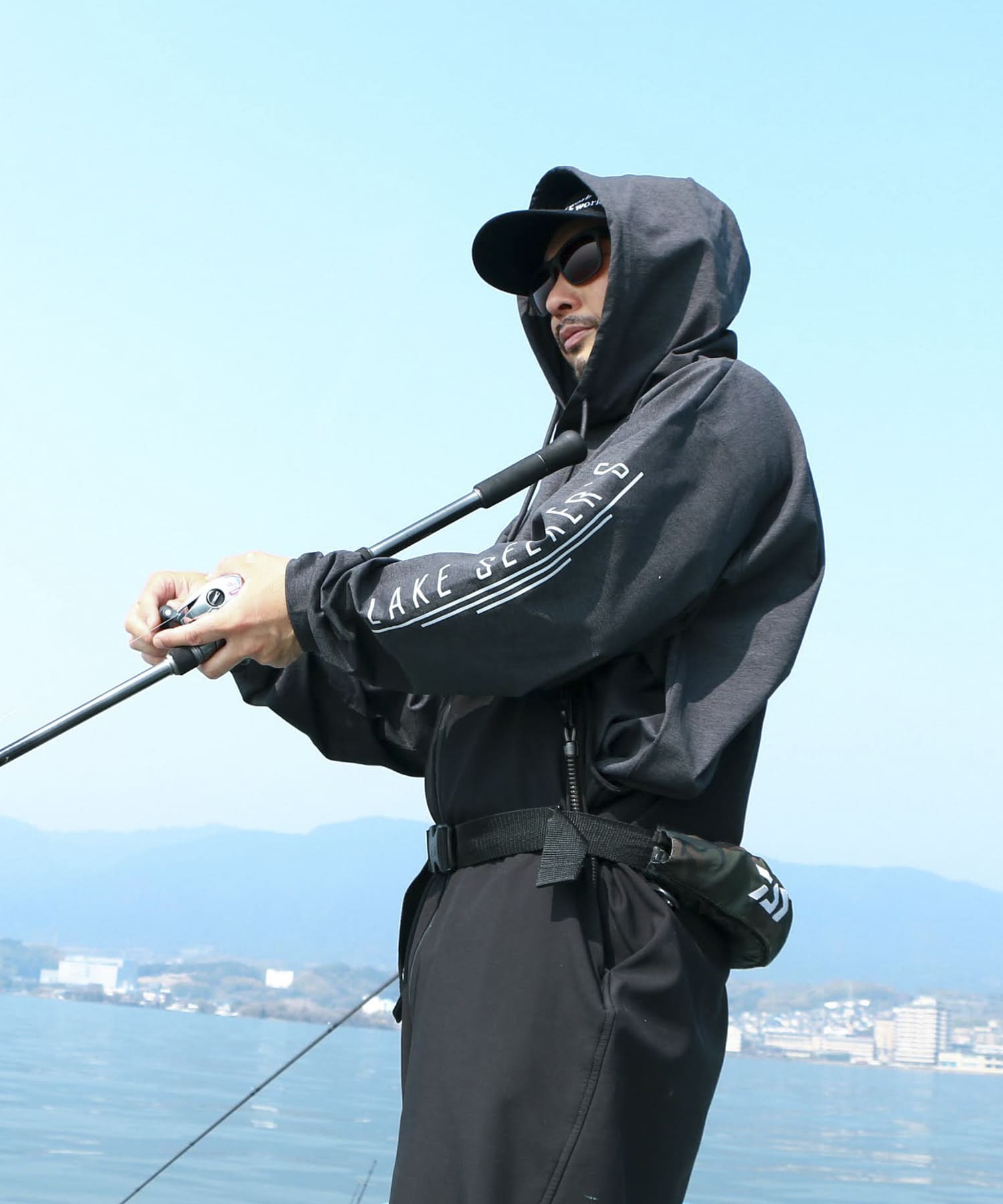 LAKE SEEKERS　クイックドライフーディー CHARCOAL M