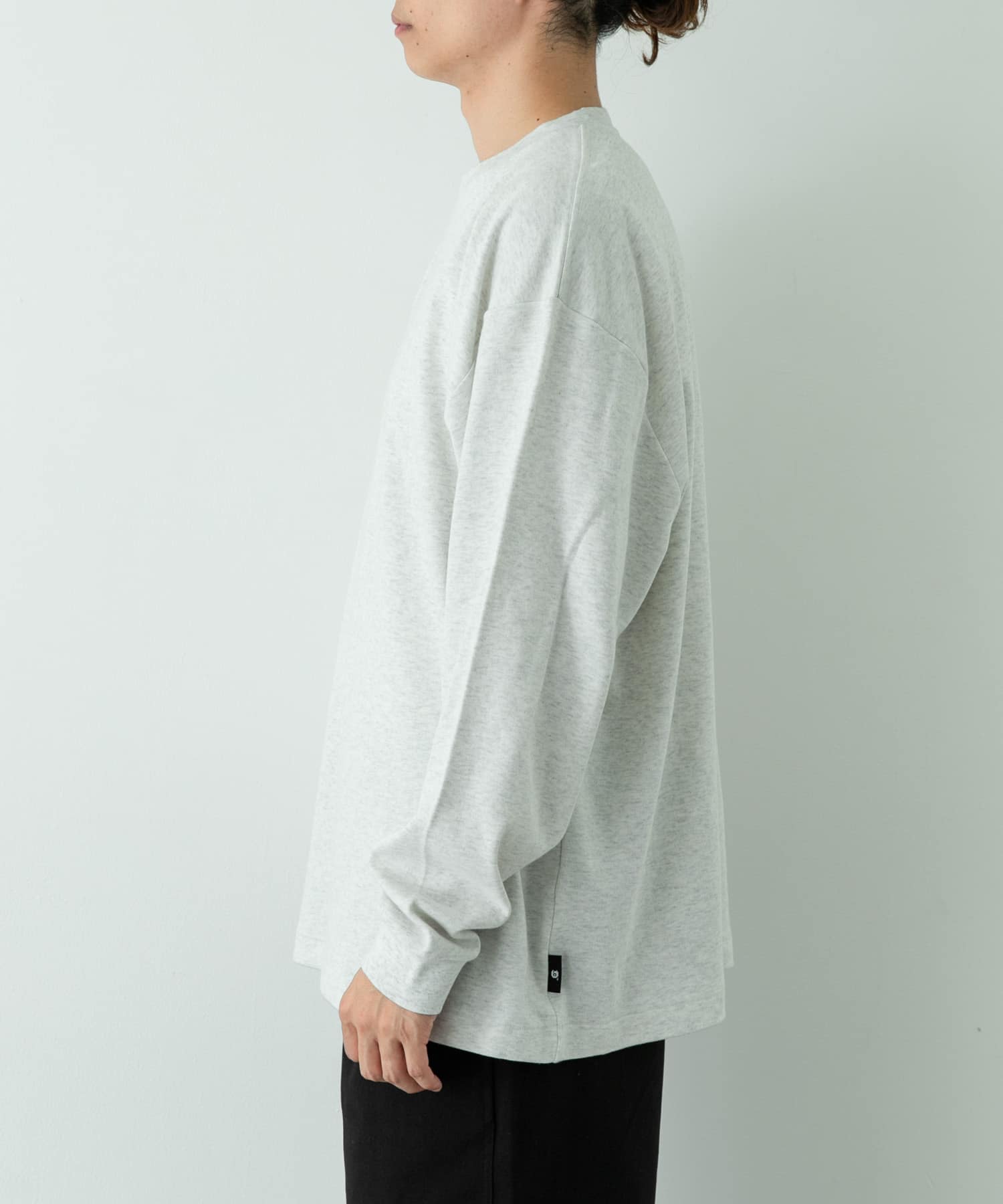 model : 179cm 着用サイズ : XL