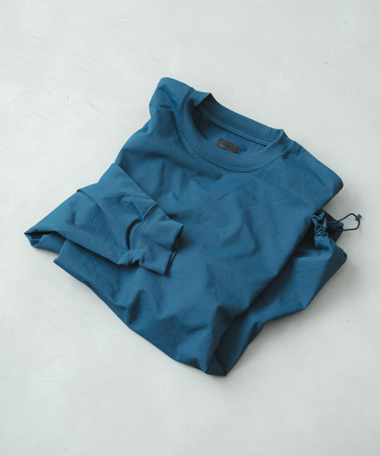DAIWA PIER39　TECH DRAWSTRING TEE L/S