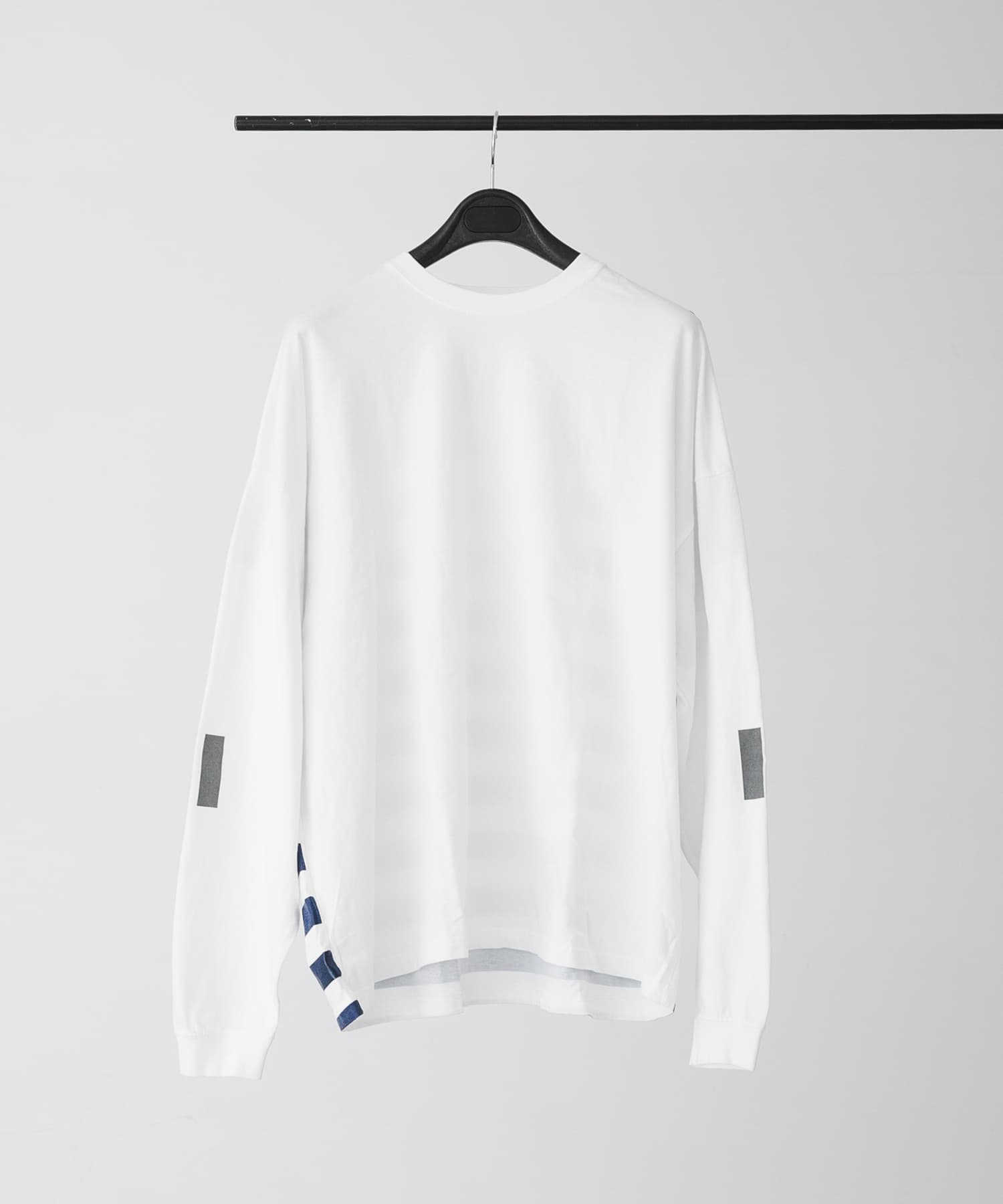 WHT X NAVY