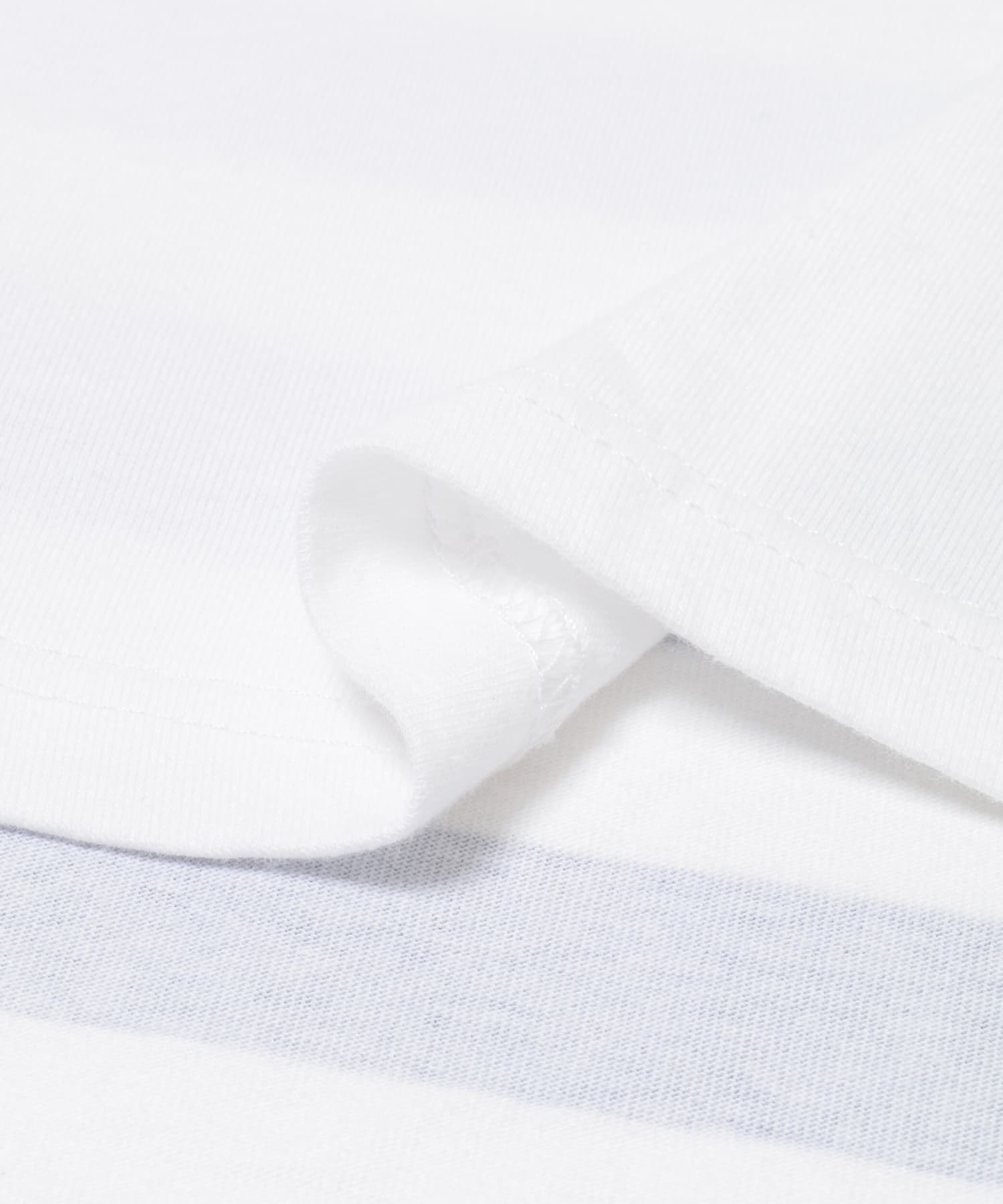 WHT X NAVY