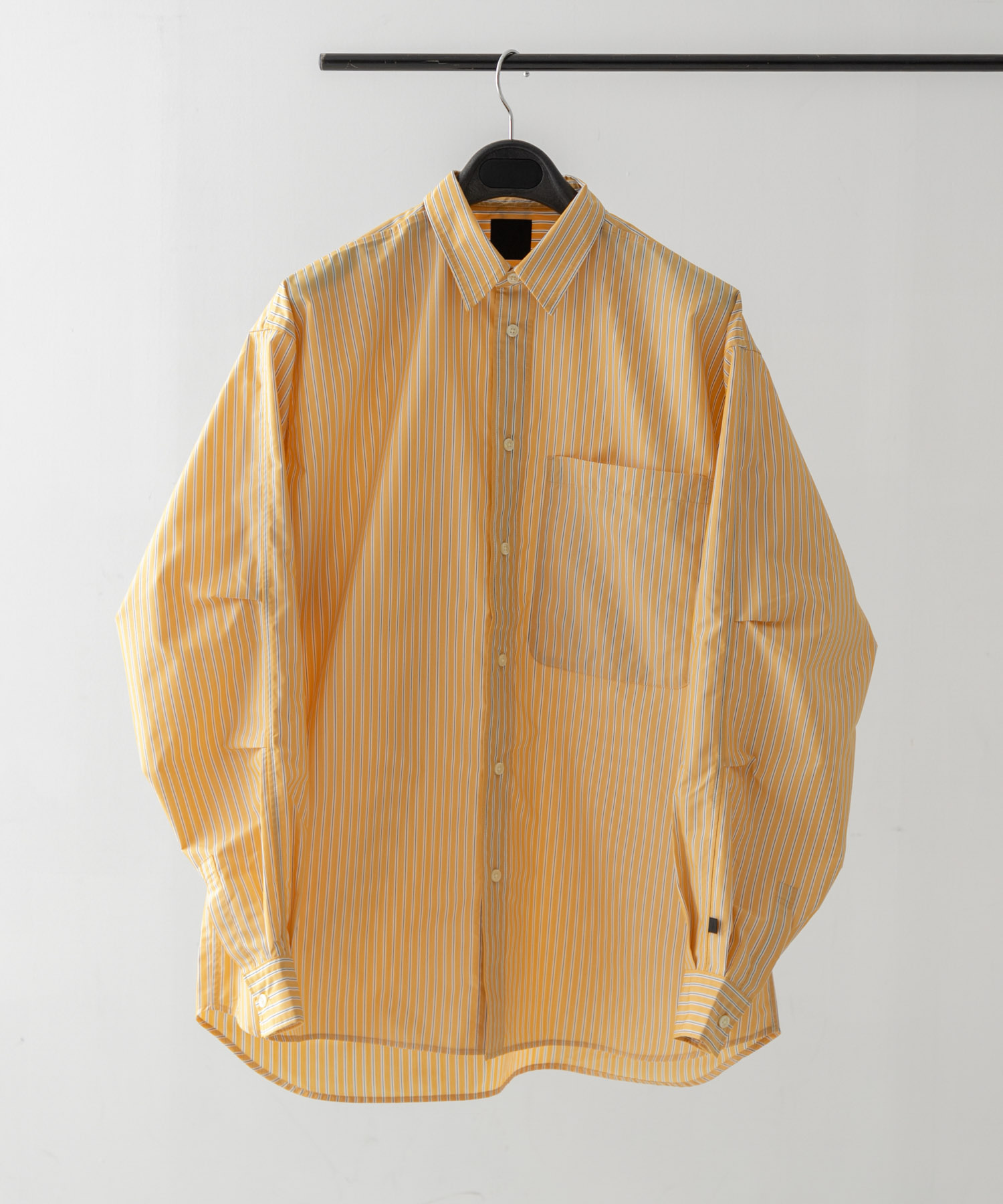 BRIGHT YELLOW