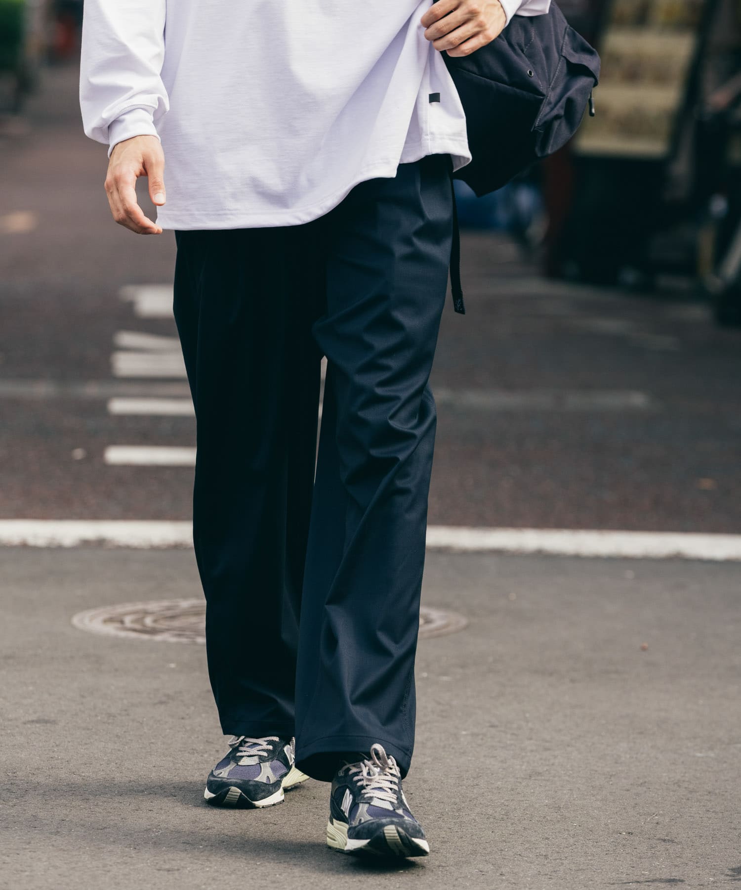 Gramicci for LOWERCASE STRETCH GABADIN TWO TUCK(S NAVY): ボトム