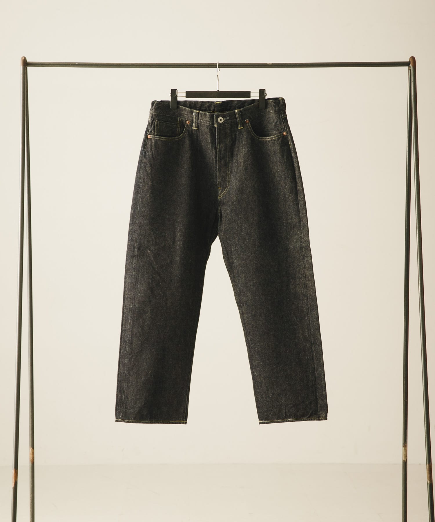 A PRESSE　Washed Denim Wide Pants