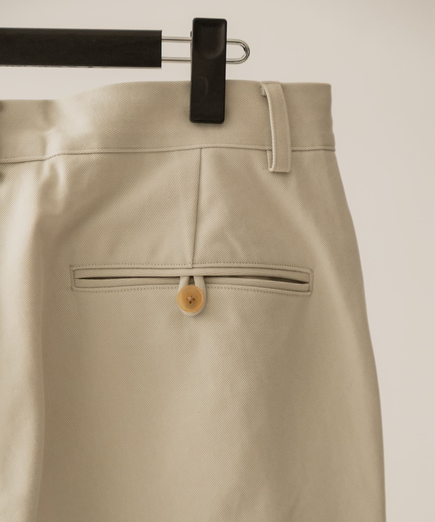 A PRESSE Type.3 Chino Trousers(1 ECRU): ボトム｜URBAN RESEARCH公式