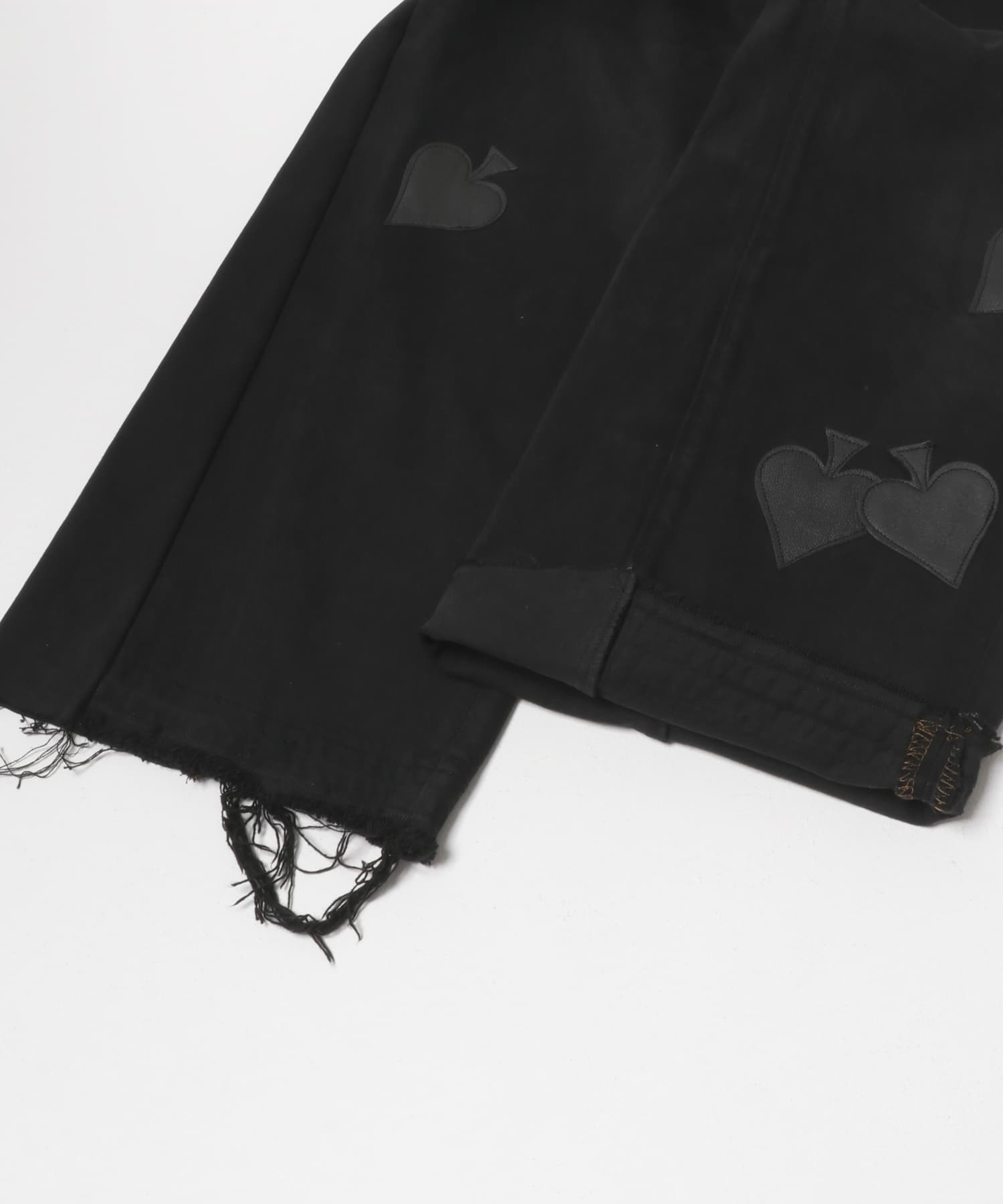 BLACK4