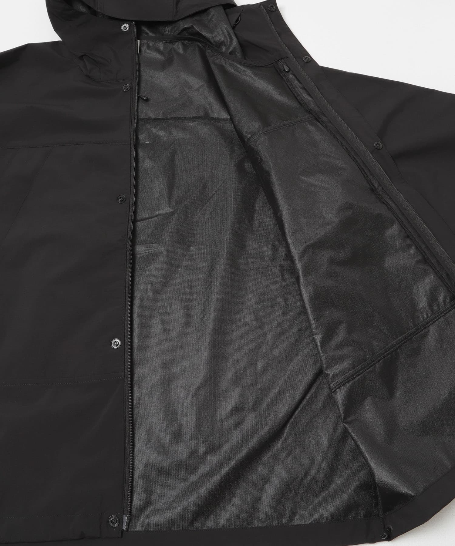 ES.U　NYLON WIND HOODIE BLACK L