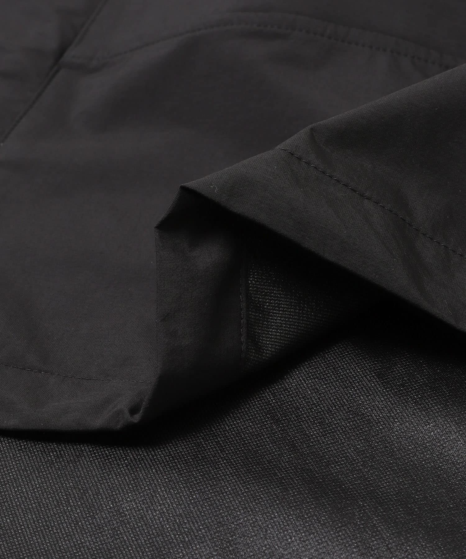 ES.U　NYLON WIND HOODIE BLACK L