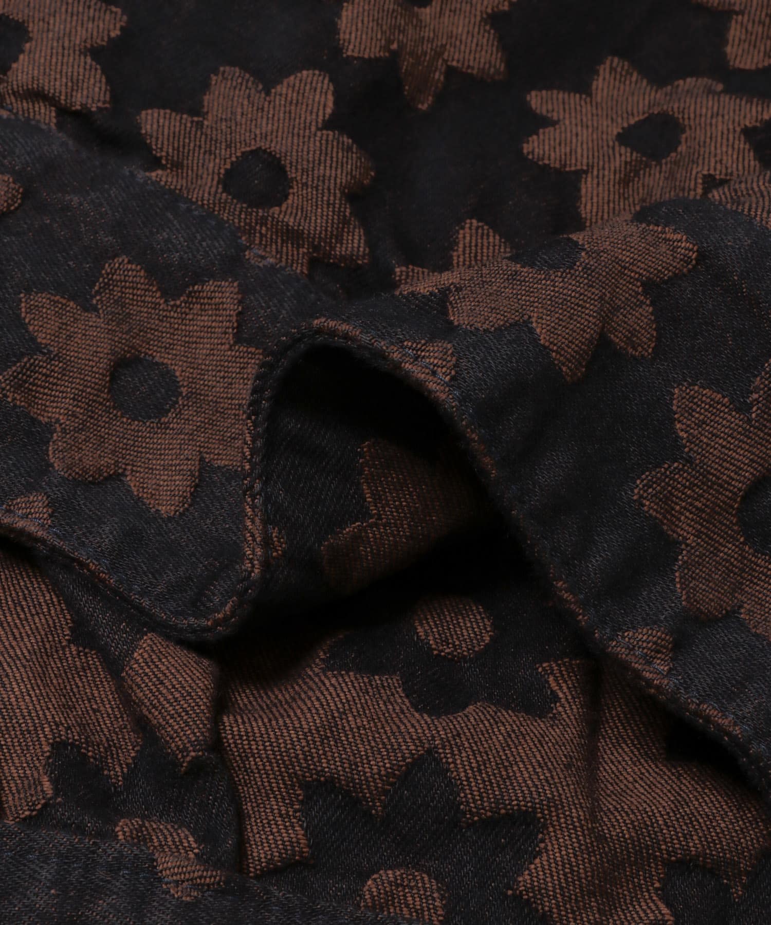 MUD BROWN