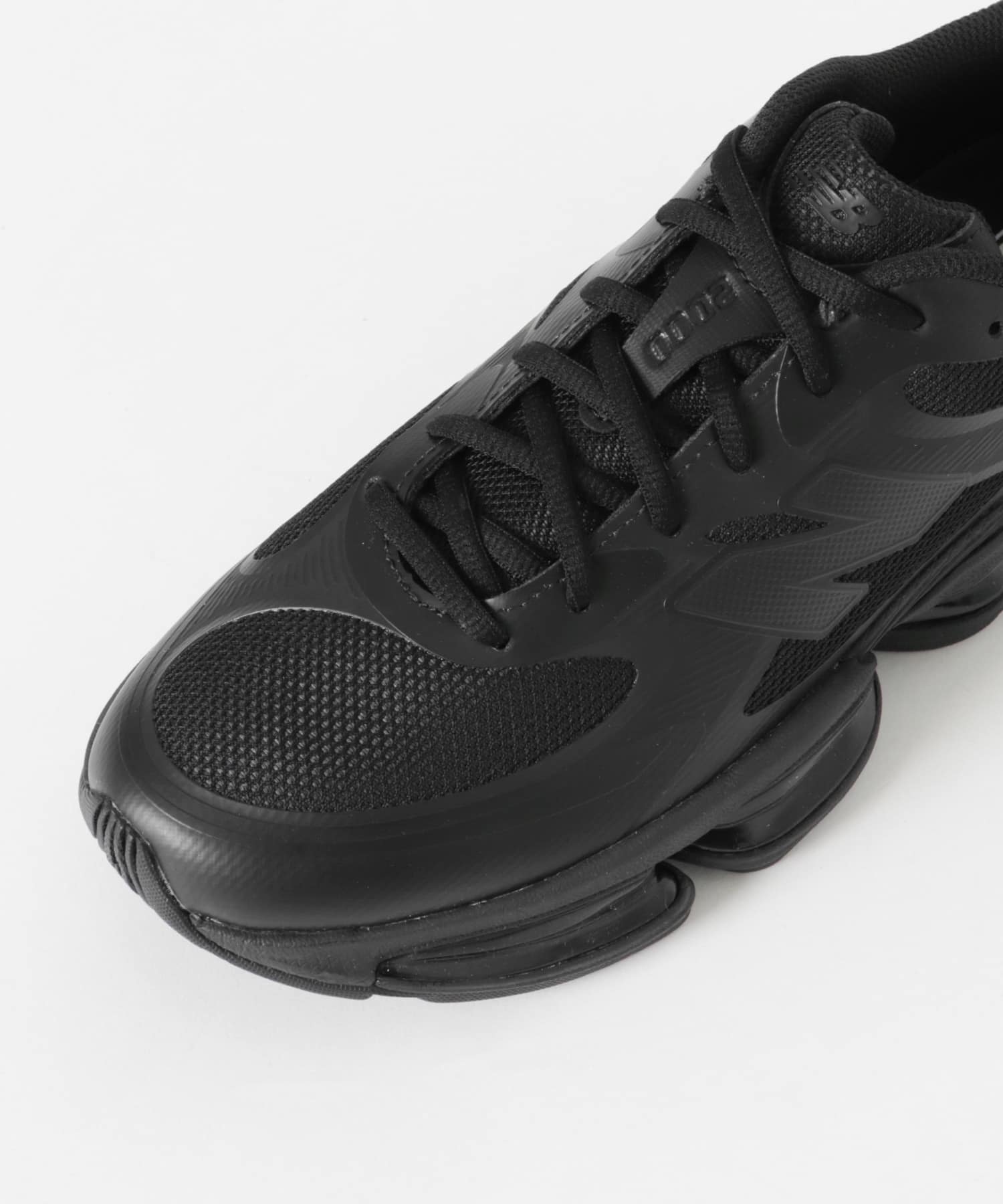 5L0 BLACK