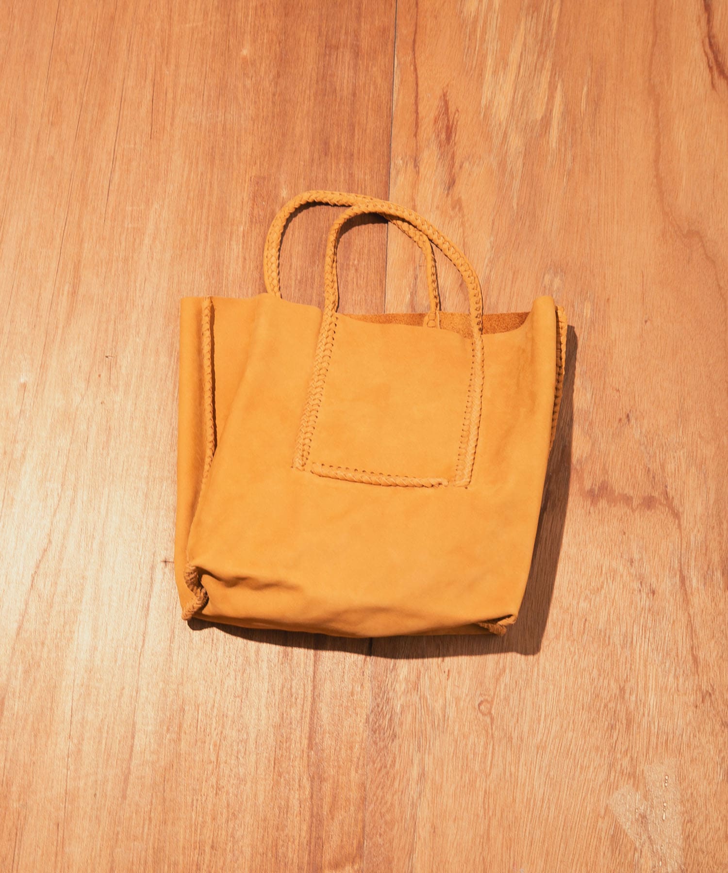 Gurank　Braided leather bag