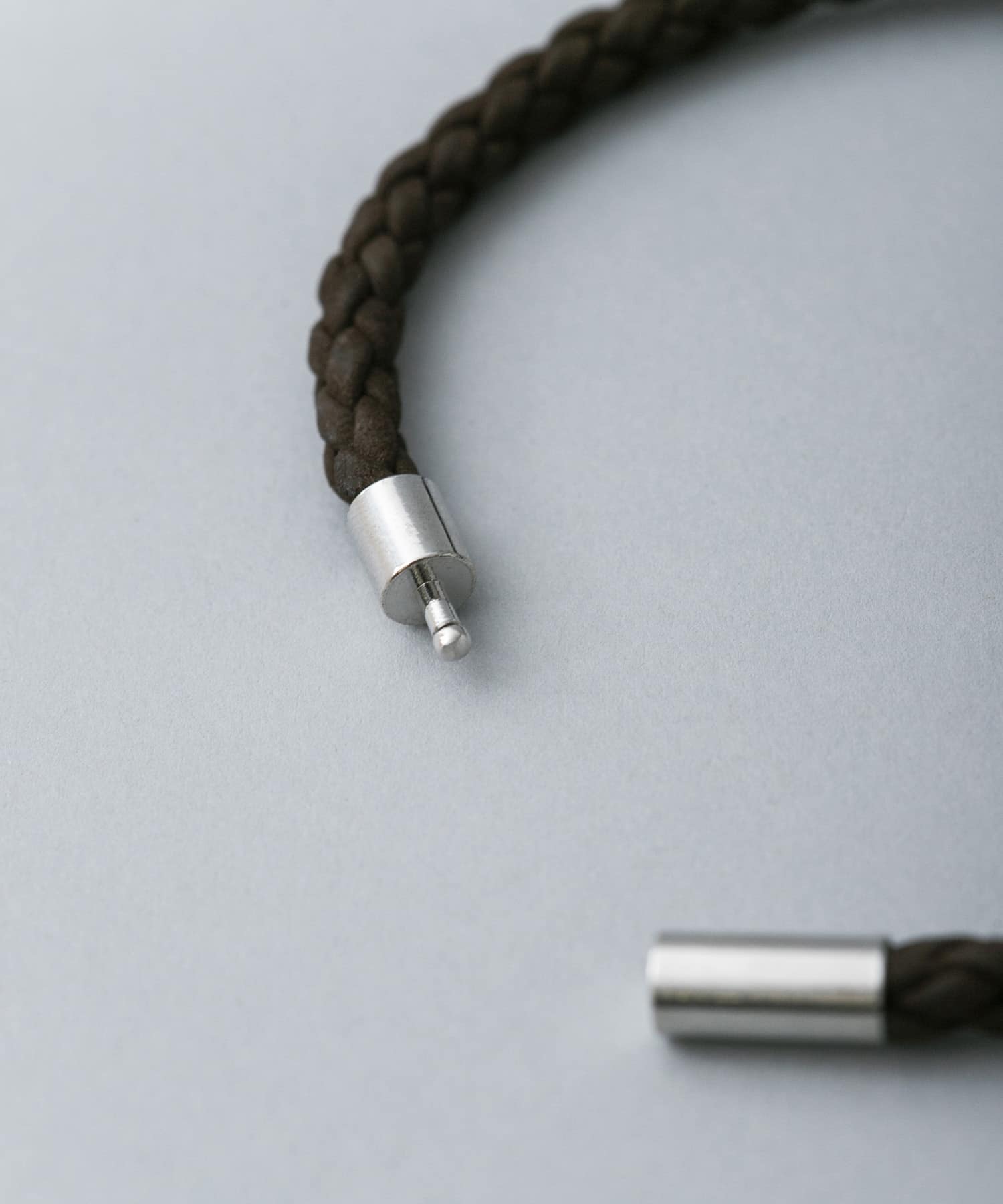 DAYDATE HAND WOVEN BRACELET M(Free BROWN): アクセサリー｜URBAN