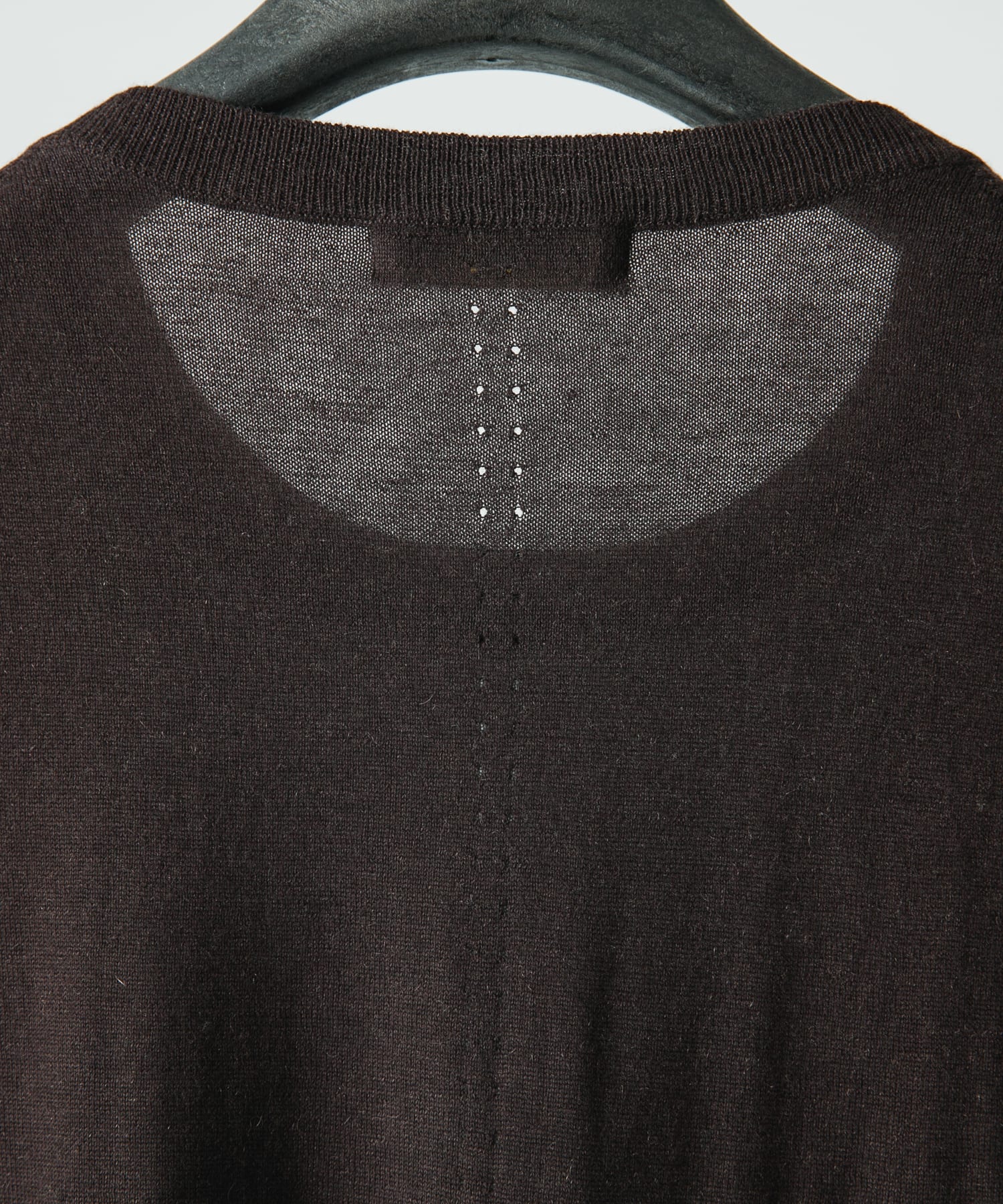 DARK BROWN