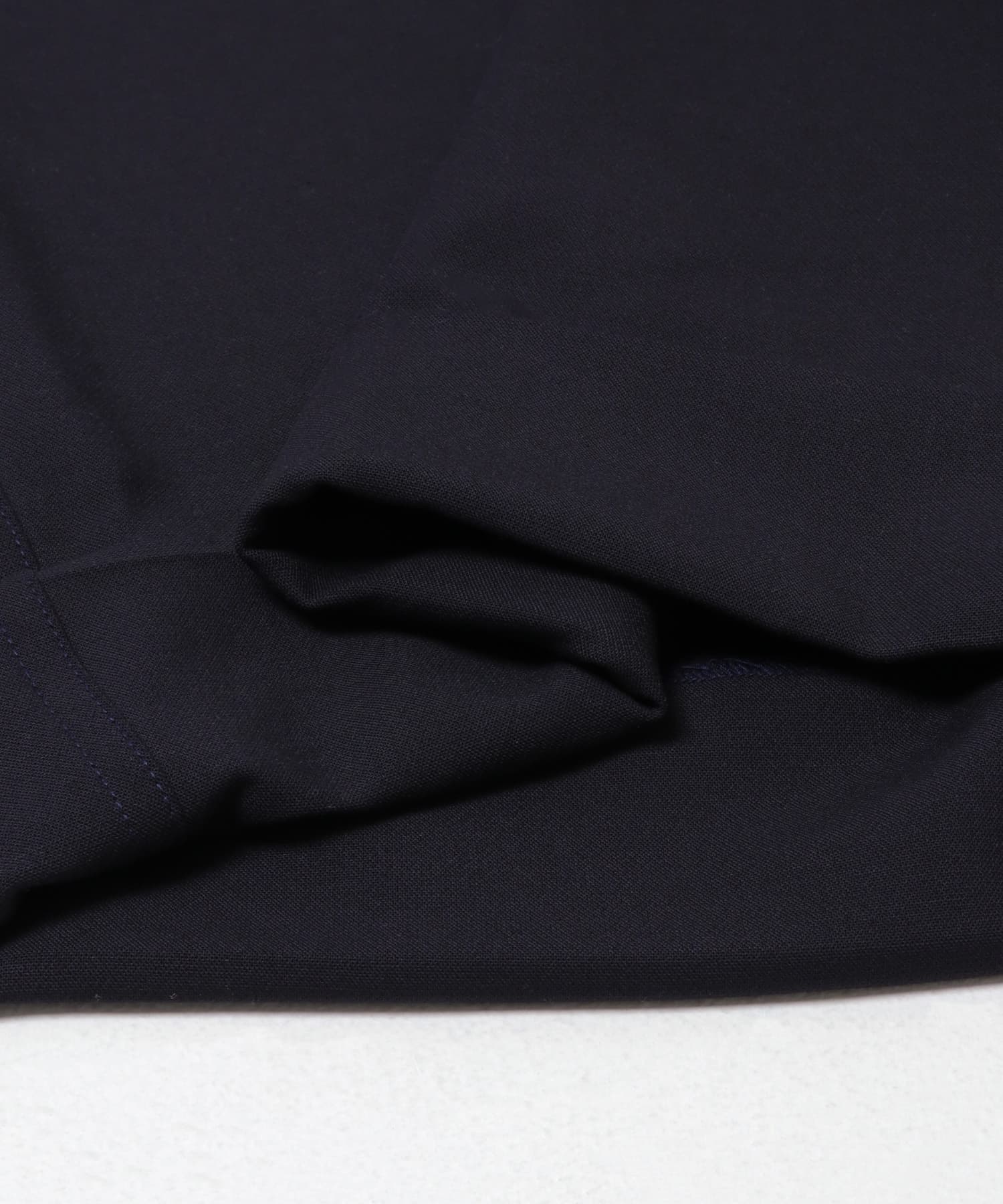 UNTRACE　_320 DARK NAVY 1