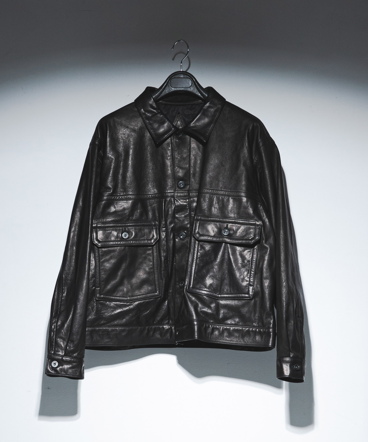 BLACK LUXE