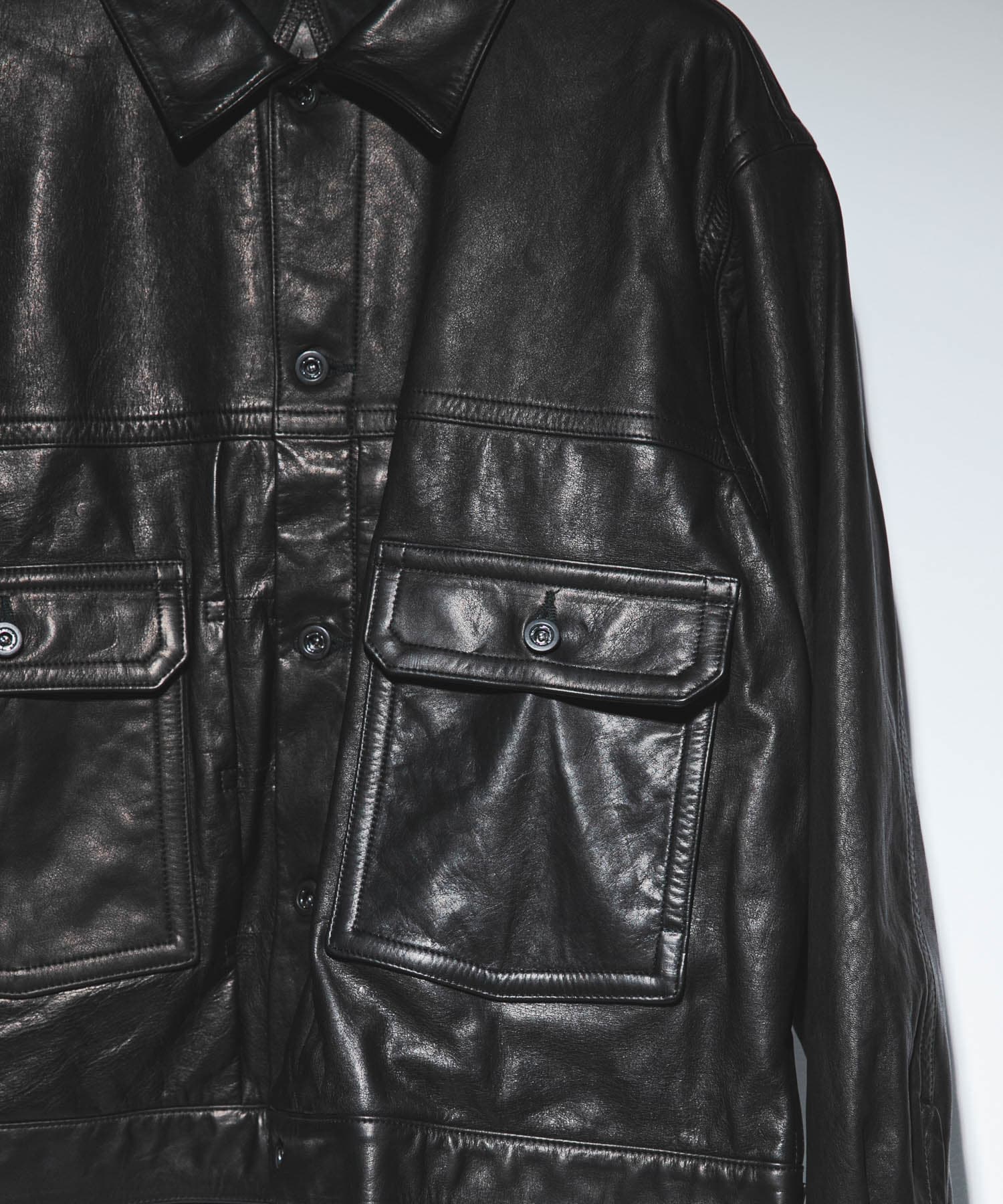 BLACK LUXE
