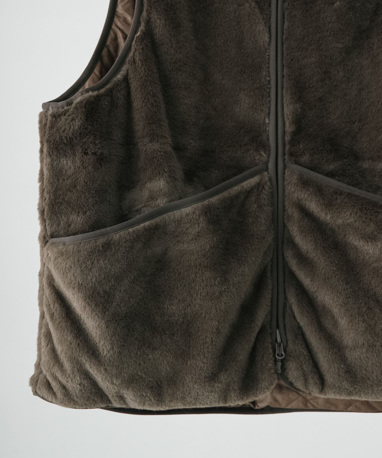 DAIWA PIER39　TECH BRITISH HUNTER FUR VEST D.BROWN M