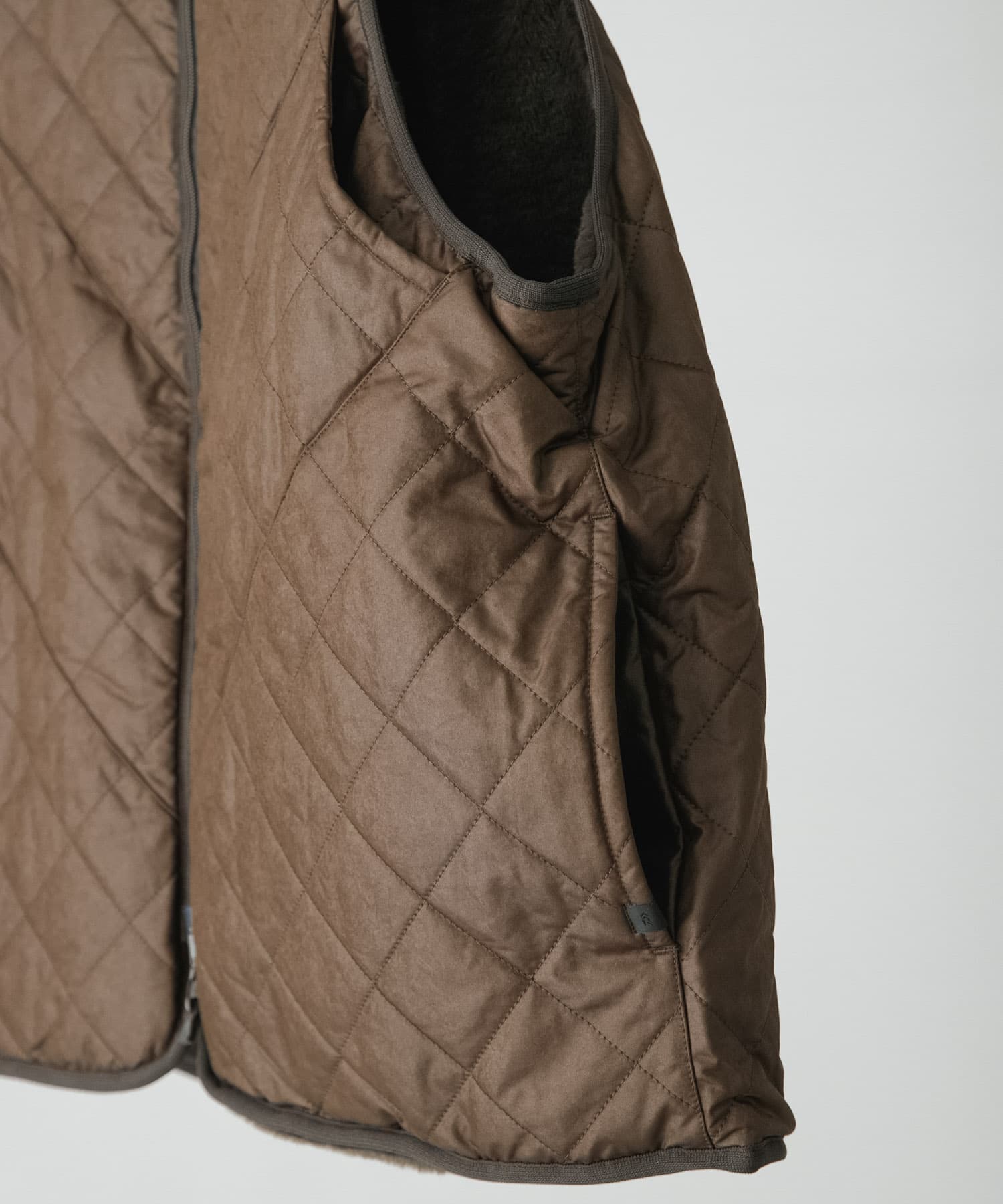 DAIWA PIER39　TECH BRITISH HUNTER FUR VEST D.BROWN M