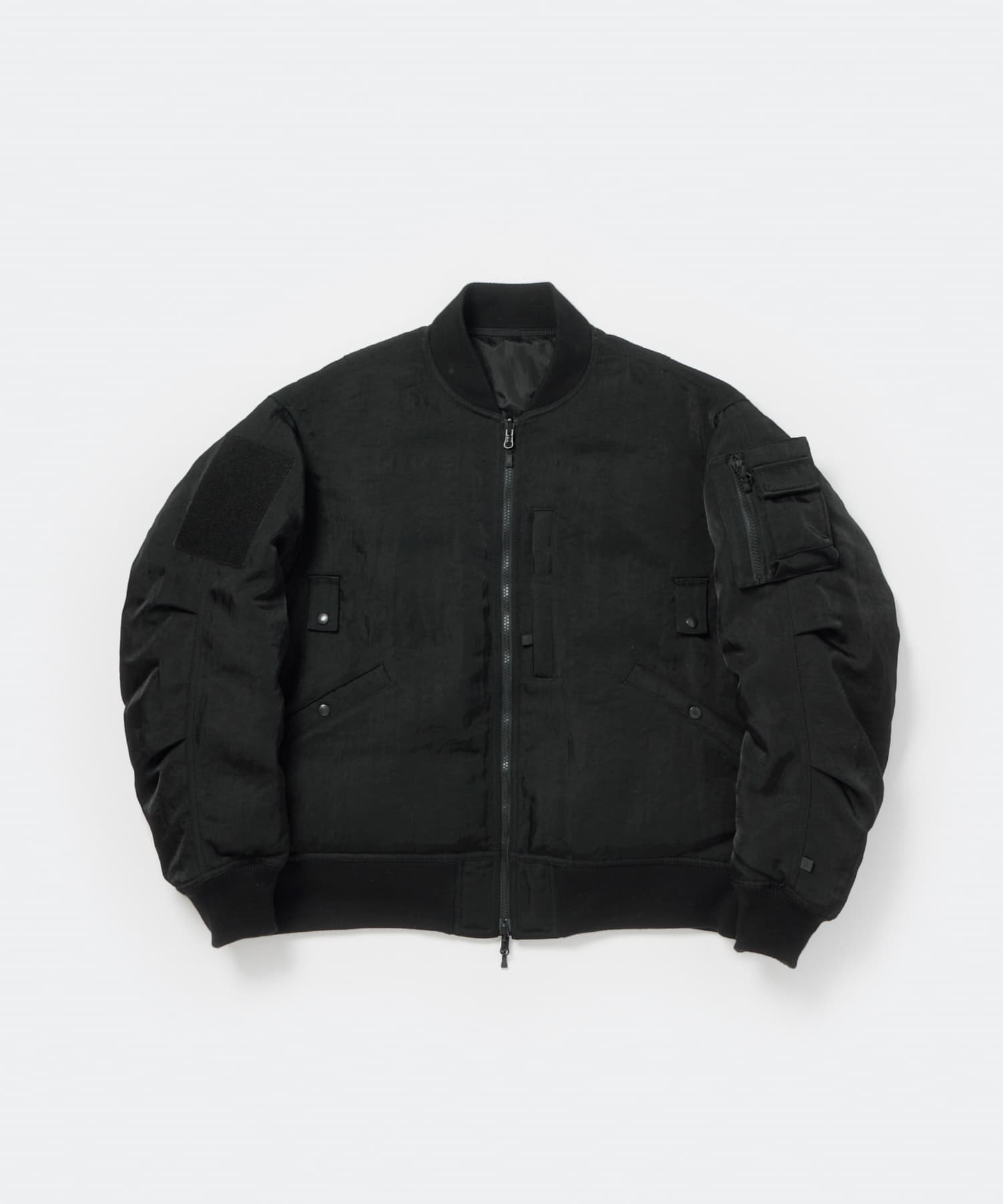DAIWA PIER39　TECH REVERSIBLE MA-1 DOWN JACKET
