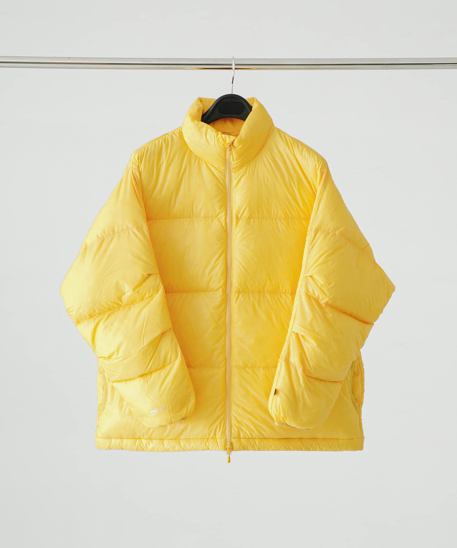 B.YELLOW