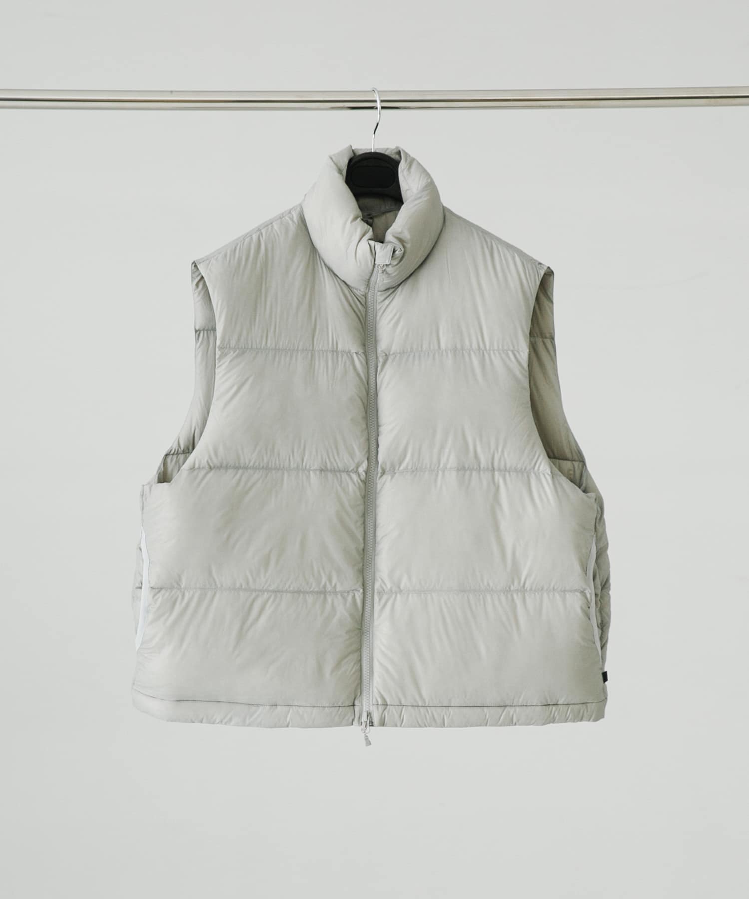 DAIWA PIER39　Ws TECH ULTRA LIGHT DOWN VEST
