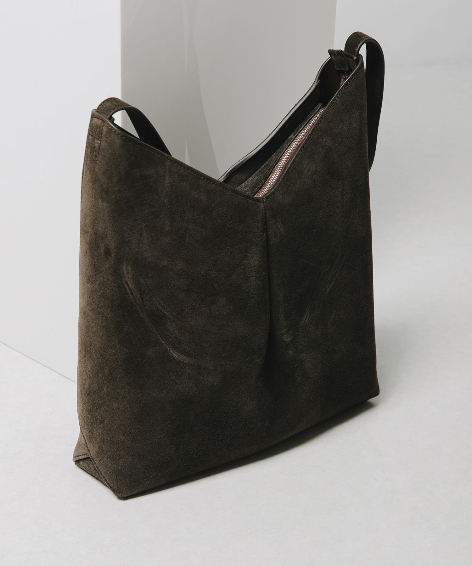 STUDIO NICHOLSON　FOLD DETAIL HOBO BAG