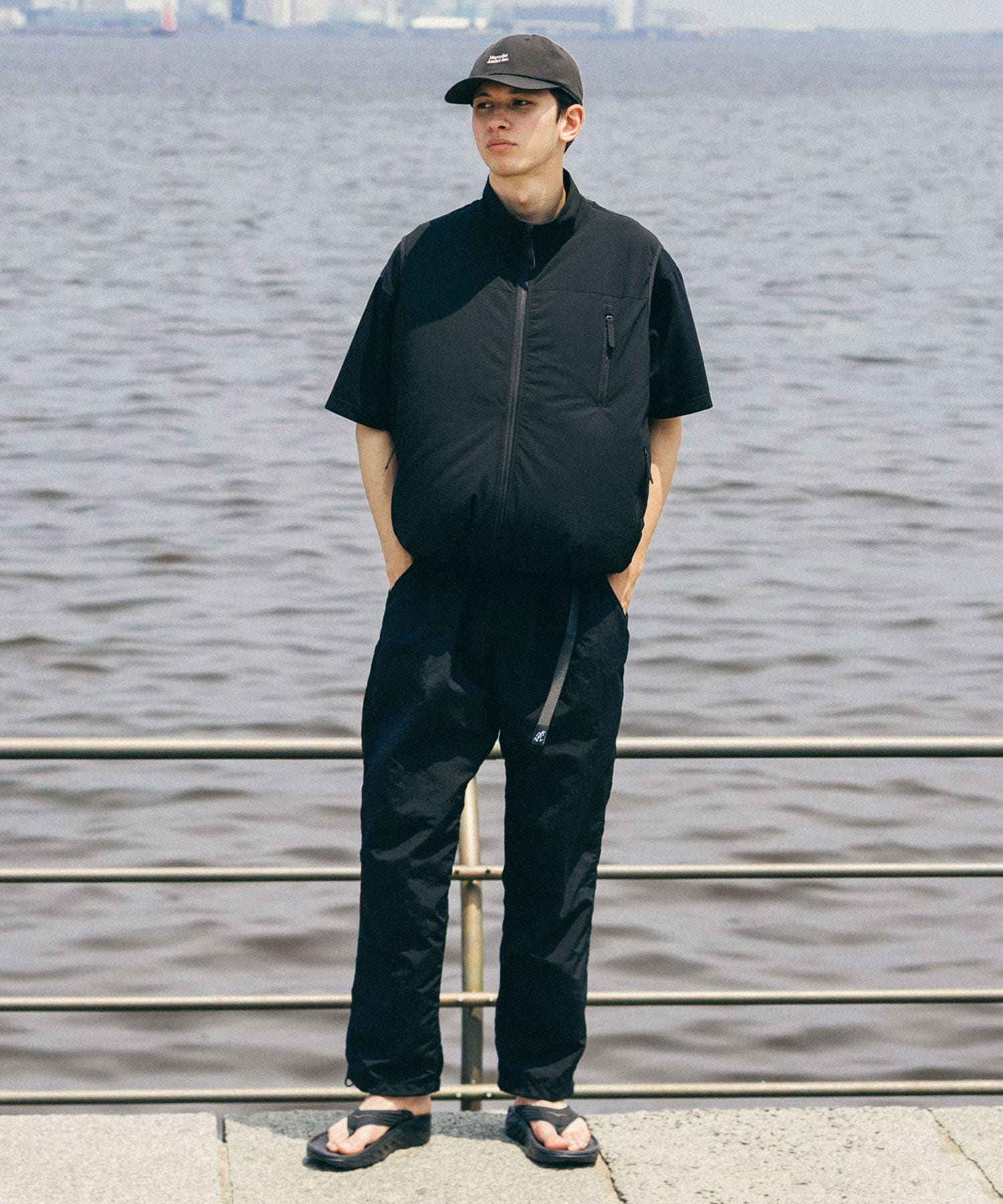 Gramicci for LOWERCASE NYLON TRACK PANT(S BLACK): ボトム｜URBAN
