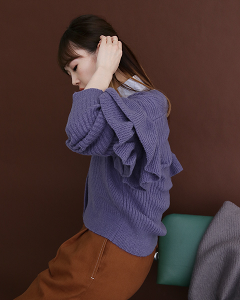 WEB限定ショルダーフリルカーディガン