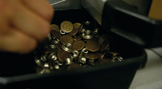 RIVET / BUTTON / PATCH