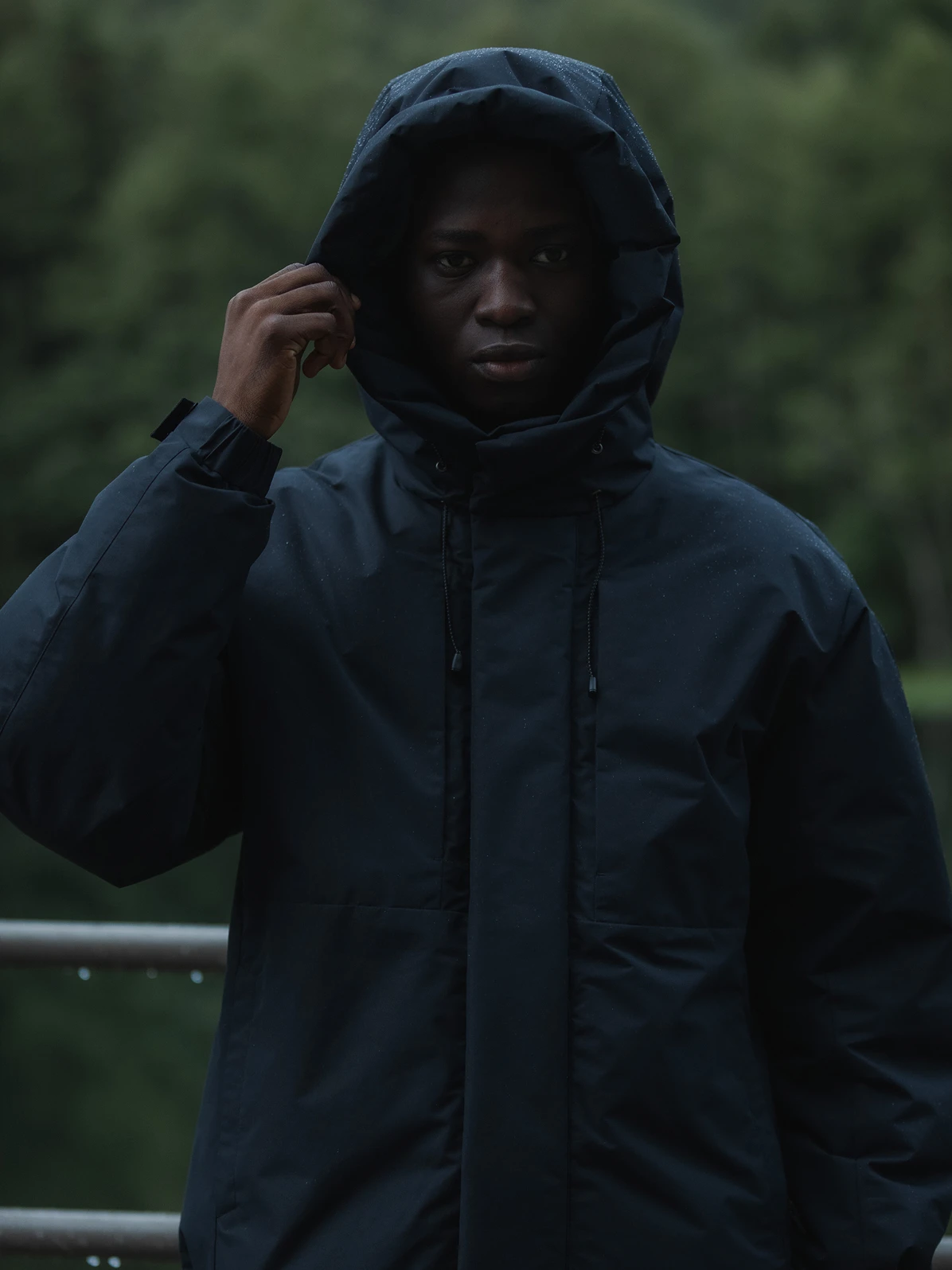 GORE-TEX WINDSTOPPER DOWN JACKET 着用イメージ(上半身)